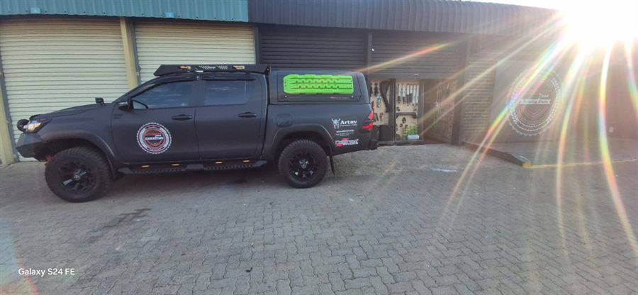 Accessory Zone 4x4 Centre fitment work, photo 54