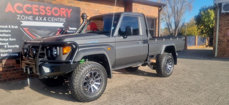 Accessory Zone 4x4 Centre fitment work, photo 72