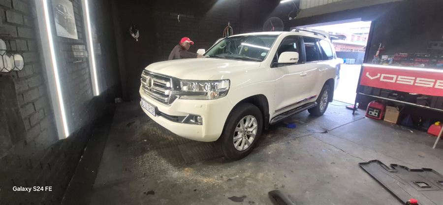 Accessory Zone 4x4 Centre fitment work, photo 167