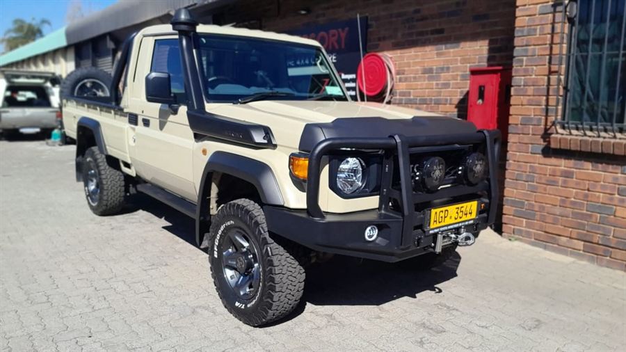 Accessory Zone 4x4 Centre fitment work, photo 183