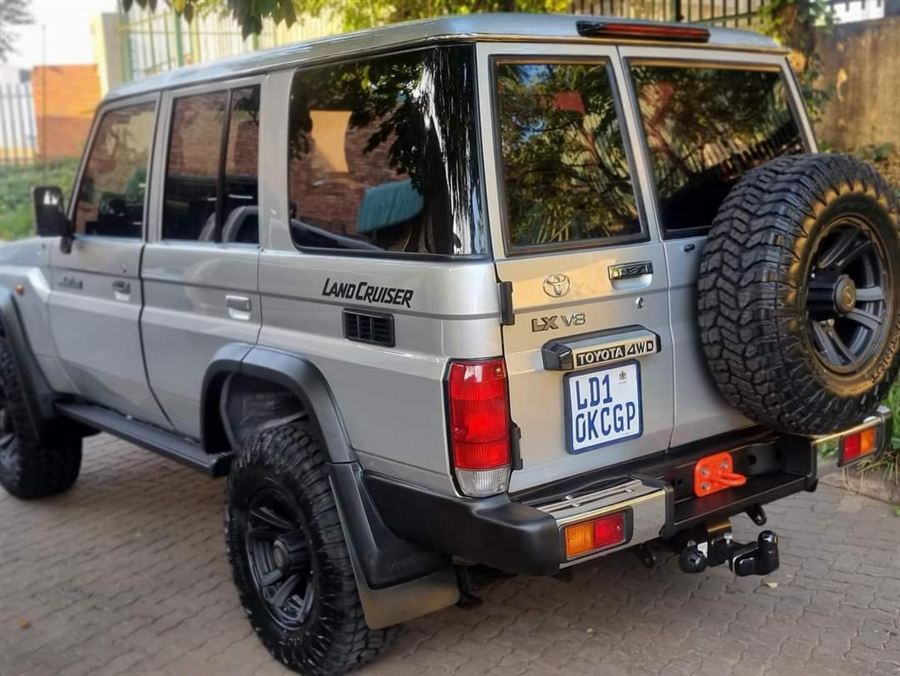 Accessory Zone 4x4 Centre fitment work, photo 205