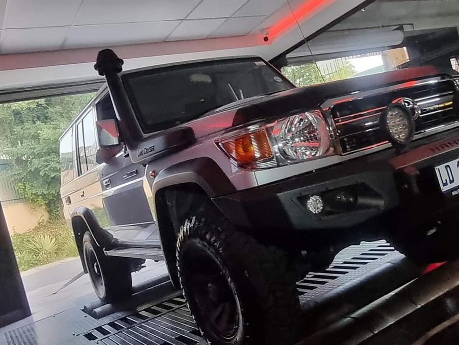 Accessory Zone 4x4 Centre fitment work, photo 207