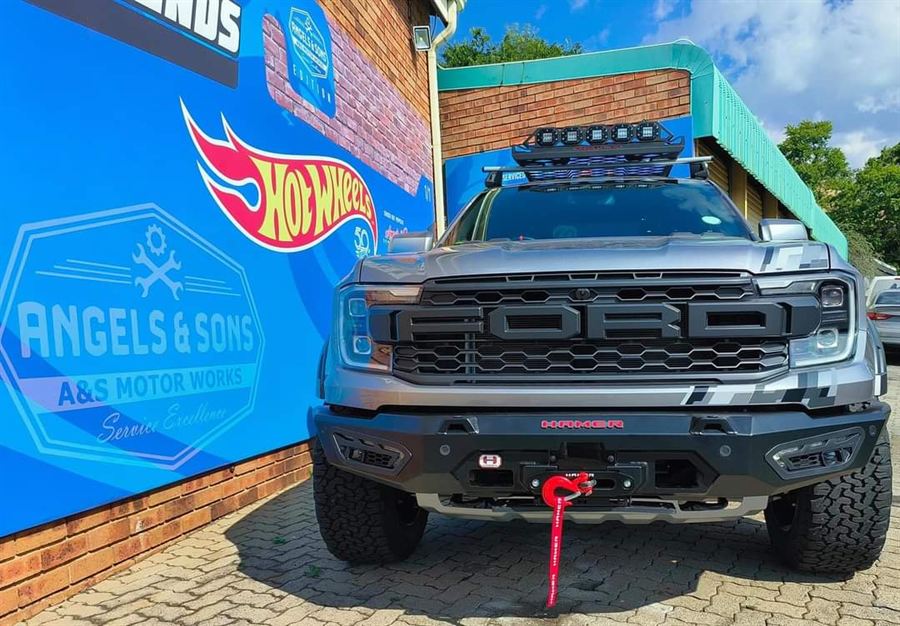 Accessory Zone 4x4 Centre fitment work, photo 236